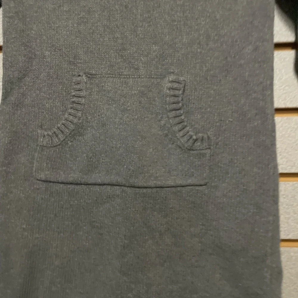 Gymboree this sweater